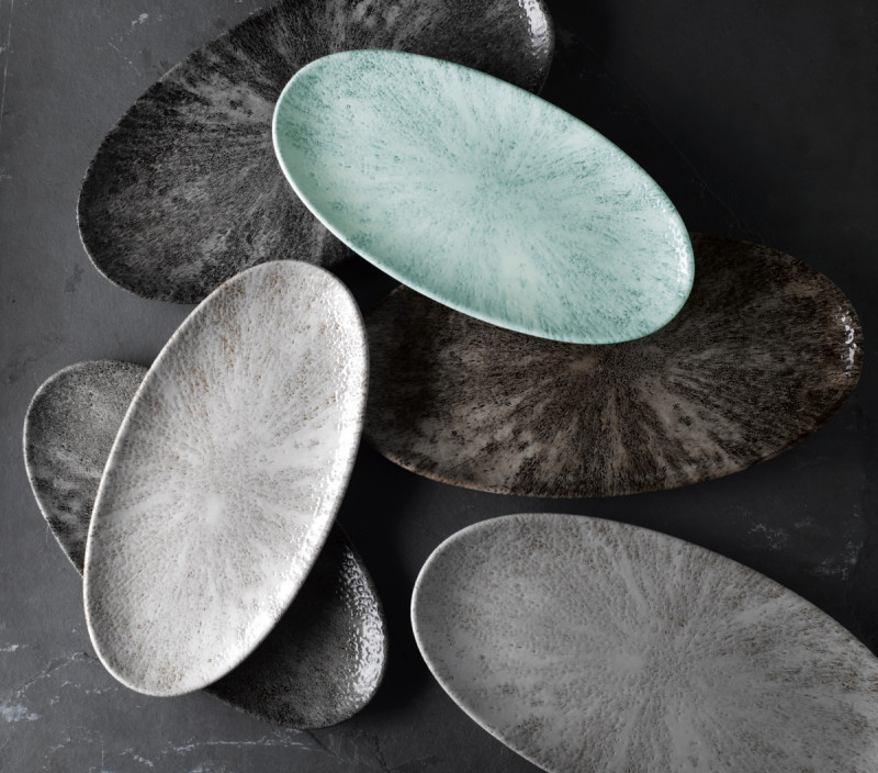 Assiette plate rectangulaire noir porcelaine vitrifiée 29,8x15,3 cm Stone Quartz Churchill